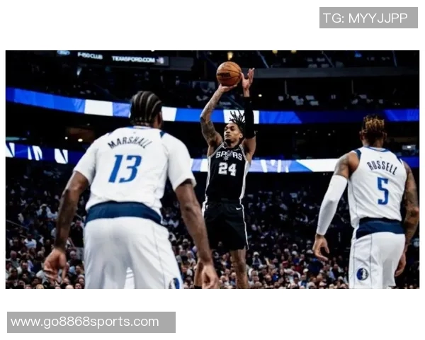 基德称赞拉塞尔传球与防守表现出色期待未来更多精彩表现