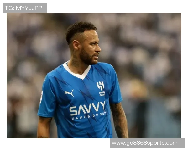 41岁蒂亚戈席尔瓦与弗鲁米嫩塞解约再度离队引发关注